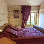Nyaraló Le Clos Pierreslogis Theil-Rabier