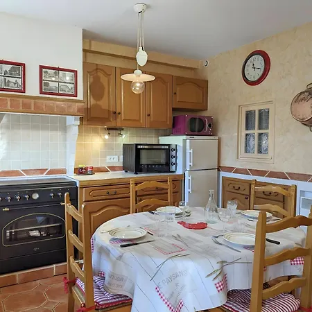 Le Clos Pierreslogis Theil-Rabier